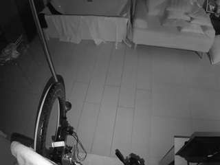 voyeurcam-casa-salsa-bathroom-3