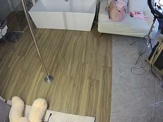 voyeurcam-casa-salsa-bathroom-3