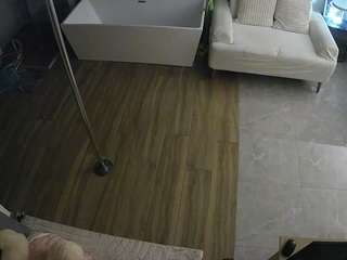 이 모델은 현재 라이브 중입니다. voyeurcam-casa-salsa-bathroom-3