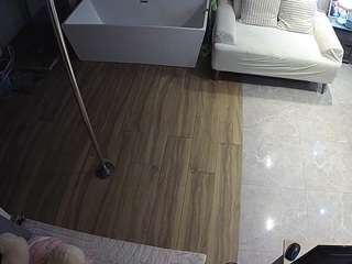 This model is live right now. voyeurcam-casa-salsa-bathroom-3