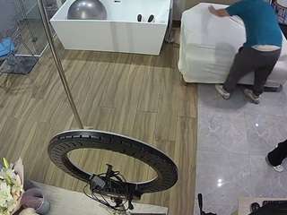 voyeurcam-casa-salsa-bathroom-3