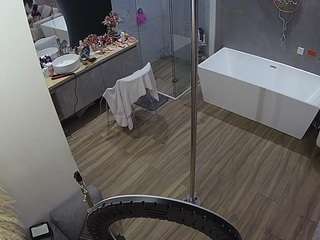 voyeurcam-casa-salsa-bathroom-3