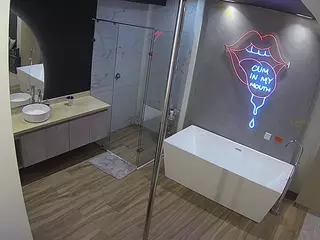 Casa Salsa Bathroom 3's Live Sex Cam Show