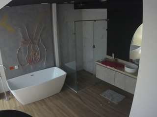 Lustandsex21 camsoda voyeurcam-casa-salsa-bathroom-4