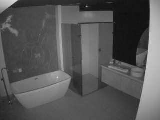 Hristopelov camsoda voyeurcam-casa-salsa-bathroom-4