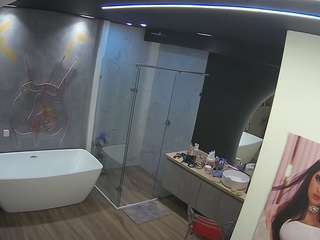 voyeurcam-casa-salsa-bathroom-4