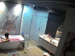 voyeurcam-casa-salsa-bathroom-4 webcam model