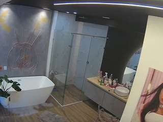 voyeurcam-casa-salsa-bathroom-4
