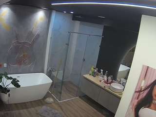 voyeurcam-casa-salsa-bathroom-4