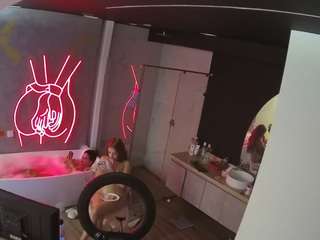 voyeurcam-casa-salsa-bathroom-4