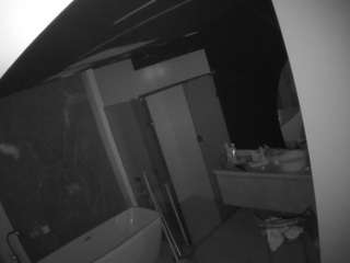 voyeurcam-casa-salsa-bathroom-4 voyeurcam-casa-salsa-bathroom-4