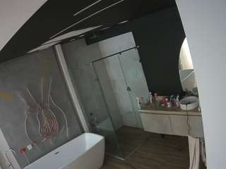 voyeurcam-casa-salsa-bathroom-4