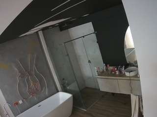 voyeurcam-casa-salsa-bathroom-4