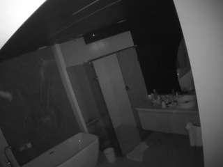 voyeurcam-casa-salsa-bathroom-4 camsoda