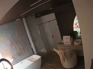 voyeurcam-casa-salsa-bathroom-4