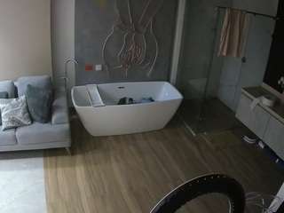 voyeurcam-casa-salsa-bathroom-4