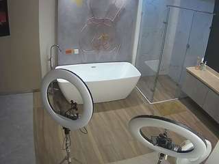 voyeurcam-casa-salsa-bathroom-4