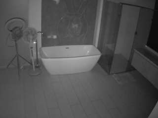 le modèle voyeurcam-casa-salsa-bathroom-4 est en webcam porno dans un show sur le site camsoda, il possède les tags suivants: flash,flashing,hidden,hidden cam,mixed,no drinking,pov,sexwebcam,voyeur,hd