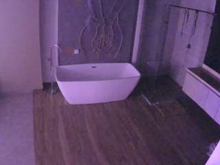 voyeurcam-casa-salsa-bathroom-4