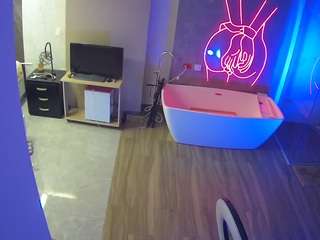 voyeurcam-casa-salsa-bathroom-4