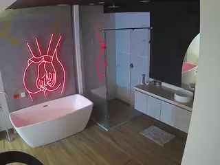 Casa Salsa Bathroom 4's Live Sex Cam Show