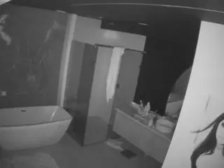 Casa Salsa Bathroom 4's Live Sex Cam Show