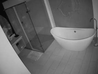 voyeurcam-casa-salsa-bathroom-5 camsoda Free Chat 