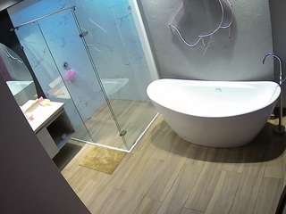 camsoda voyeurcam-casa-salsa-bathroom-5