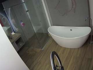 Cum Bath camsoda voyeurcam-casa-salsa-bathroom-5