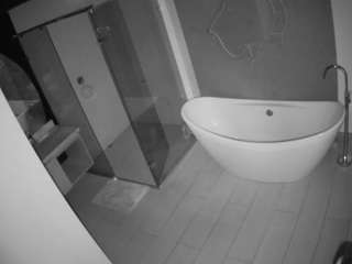 Reallifevoyeur camsoda voyeurcam-casa-salsa-bathroom-5