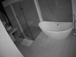 Lena Paul Bathroom camsoda voyeurcam-casa-salsa-bathroom-5