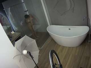 Xxxen Casa camsoda voyeurcam-casa-salsa-bathroom-5