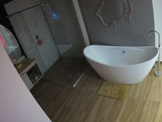 Sexkamery camsoda voyeurcam-casa-salsa-bathroom-5