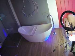 voyeurcam-casa-salsa-bathroom-5