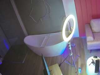 voyeurcam-casa-salsa-bathroom-5