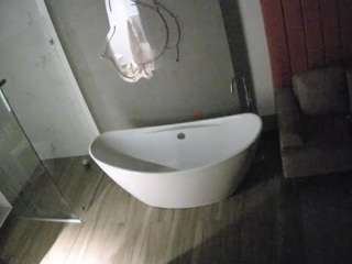 voyeurcam-casa-salsa-bathroom-5