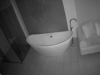  voyeurcam-casa-salsa-bathroom-5 chat room