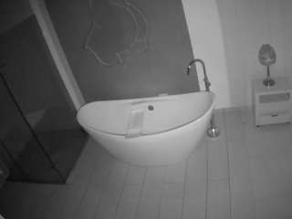  voyeurcam-casa-salsa-bathroom-5 chat room