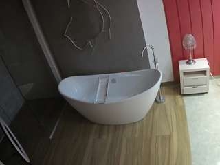 voyeurcam-casa-salsa-bathroom-5