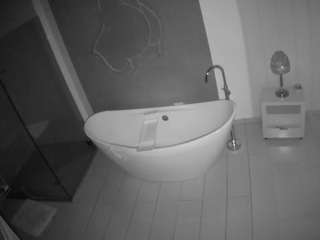 voyeurcam-casa-salsa-bathroom-5 camsoda
