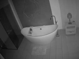 voyeurcam-casa-salsa-bathroom-5 camsoda