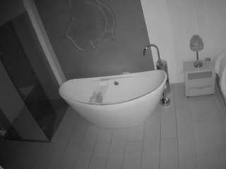 voyeurcam-casa-salsa-bathroom-5 camsoda