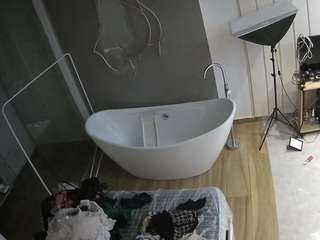 voyeurcam-casa-salsa-bathroom-5