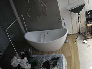 voyeurcam-casa-salsa-bathroom-5