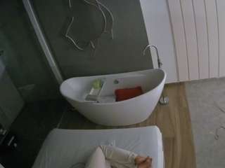 voyeurcam-casa-salsa-bathroom-5