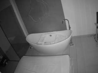 voyeurcam-casa-salsa-bathroom-5