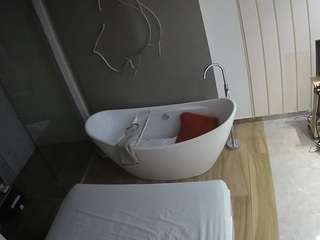 voyeurcam-casa-salsa-bathroom-5