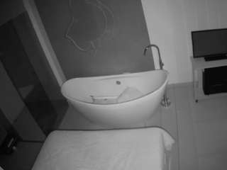 voyeurcam-casa-salsa-bathroom-5