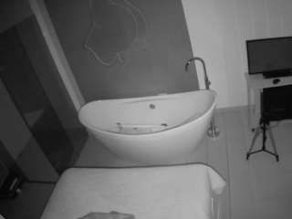 voyeurcam-casa-salsa-bathroom-5