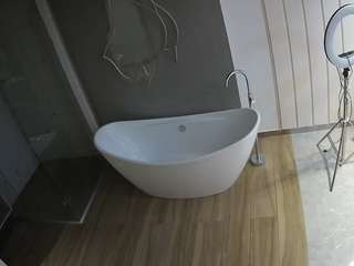 voyeurcam-casa-salsa-bathroom-5